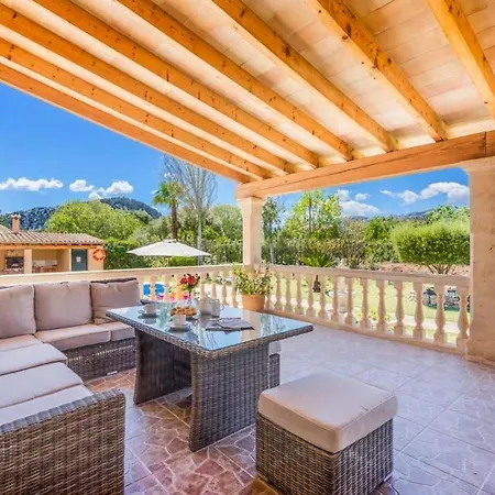 Villa Sleeps 8 Pool Air Con Wifi